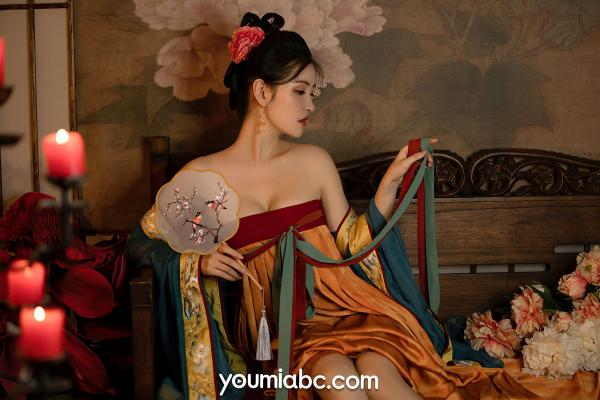 沈梦瑶   YouMi尤蜜-沈梦瑶-《夜话西窗烛》国风古典汉服私房：香肩半露，烛光摇曳，绝美身姿尽显东方极致诱惑第44张图片