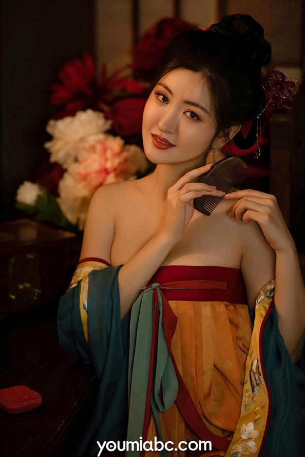 沈梦瑶   YouMi尤蜜-沈梦瑶-《夜话西窗烛》国风古典汉服私房：香肩半露，烛光摇曳，绝美身姿尽显东方极致诱惑第47张图片