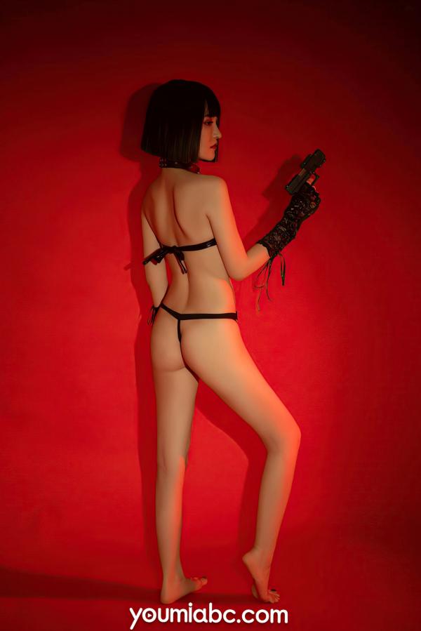 沈梦瑶   YouMi尤蜜-沈梦瑶-《血色浪漫》：冷艳战术皮衣束缚写真，持枪诱惑，极致性感大尺度，高清无圣光第2张图片