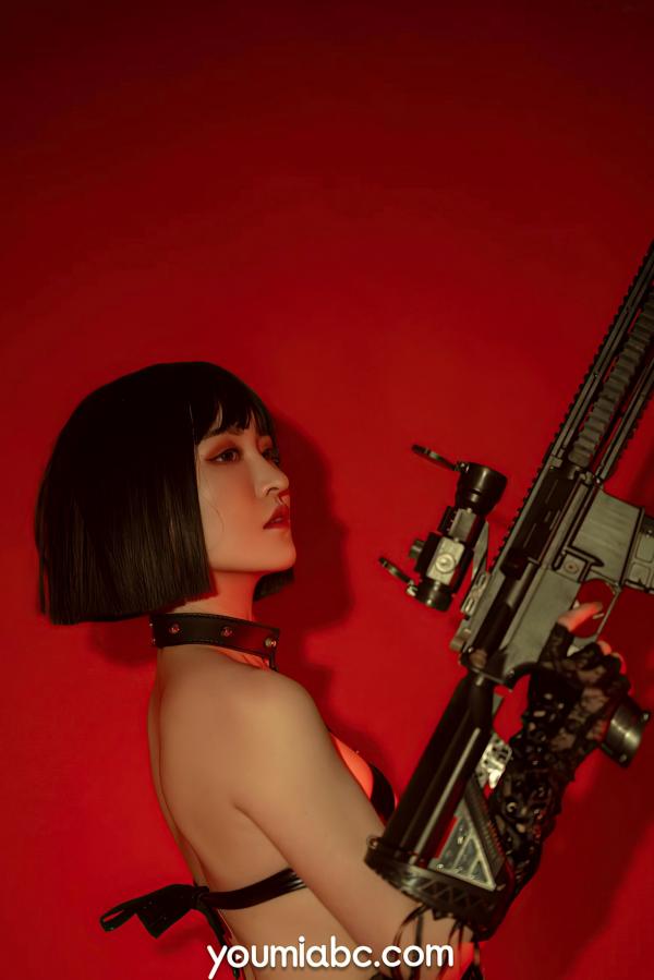 沈梦瑶   YouMi尤蜜-沈梦瑶-《血色浪漫》：冷艳战术皮衣束缚写真，持枪诱惑，极致性感大尺度，高清无圣光第38张图片