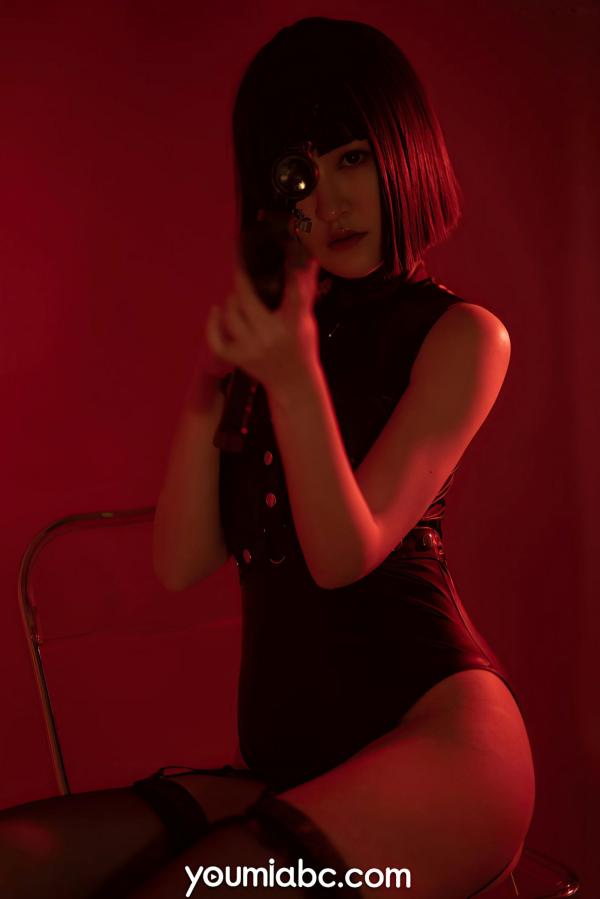 沈梦瑶   YouMi尤蜜：沈梦瑶《复仇女郎》— 魅惑红光暗调，冷艳黑色皮衣，极致性感大片第21张图片