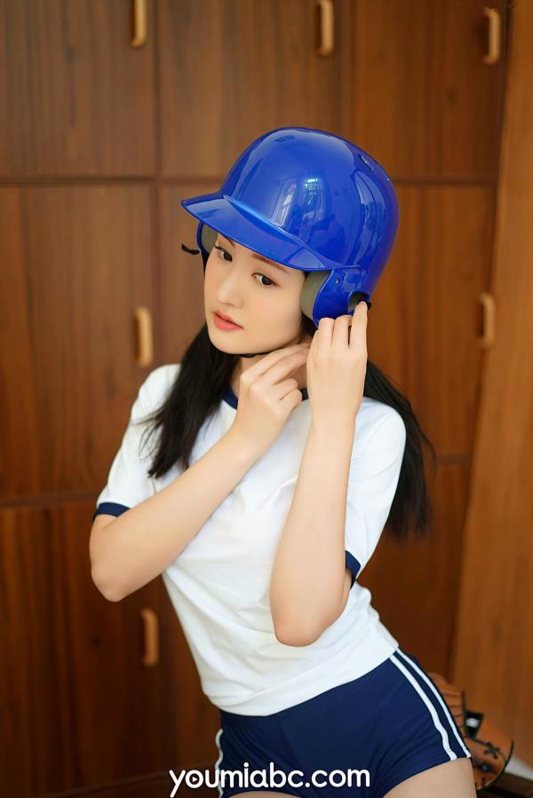 沈梦瑶   YouMi尤蜜 沈梦瑶《棒球少女心动signal》私房写真，青春运动风制服，白丝长腿纯欲动人，更衣室里的心动瞬间第29张图片