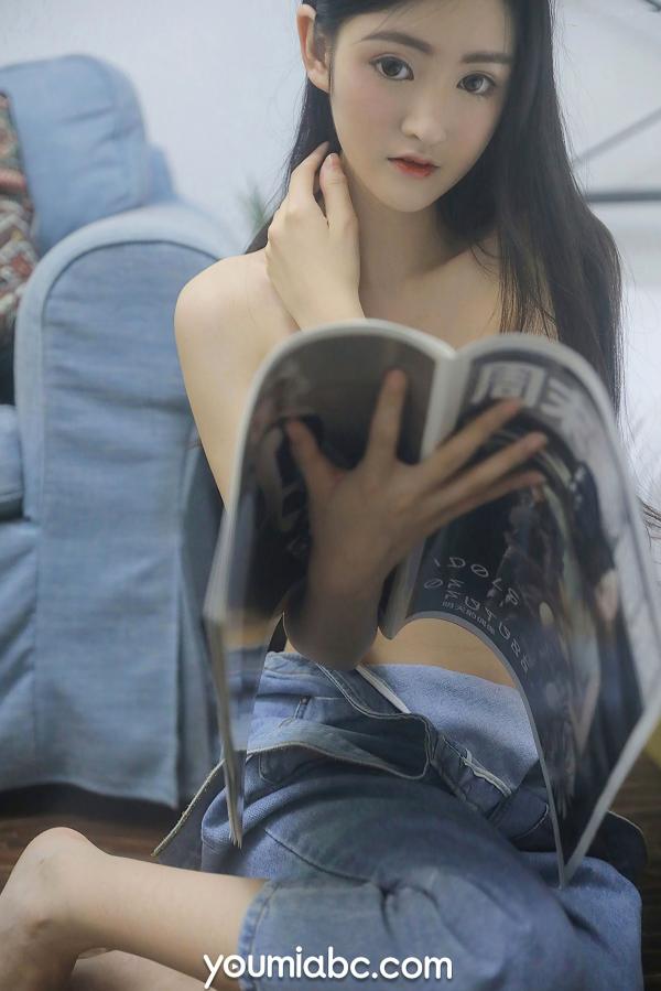 沈梦瑶   YouMi尤蜜沈梦瑶《写真书》：清纯颜值搭配牛仔背带造型，演绎大胆居家私房大尺度无圣光诱惑第14张图片