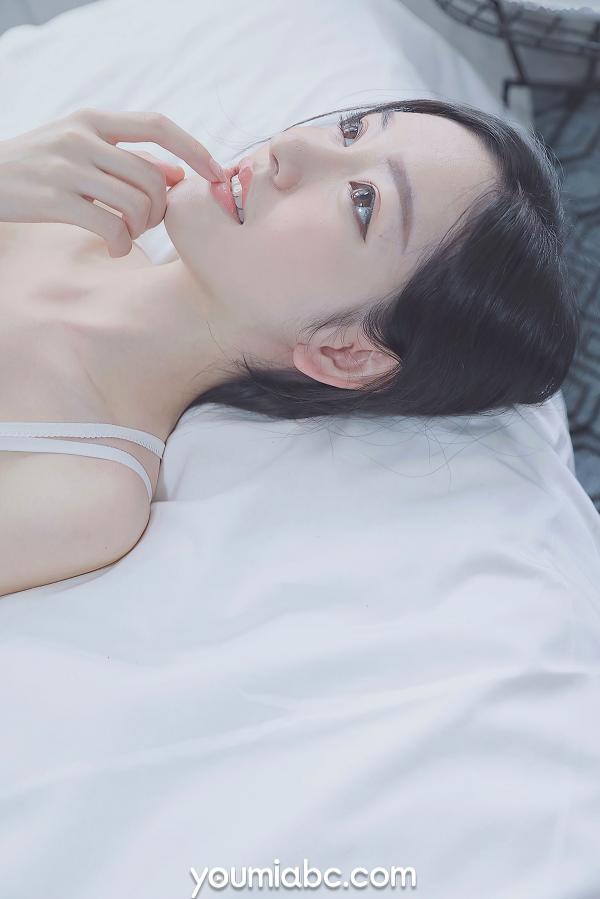 沈梦瑶   YouMi尤蜜-2021.04.22-沈梦瑶-《白裙少女》-清纯白色蕾丝吊带长裙私房写真-无圣光大尺度唯美视觉第23张图片
