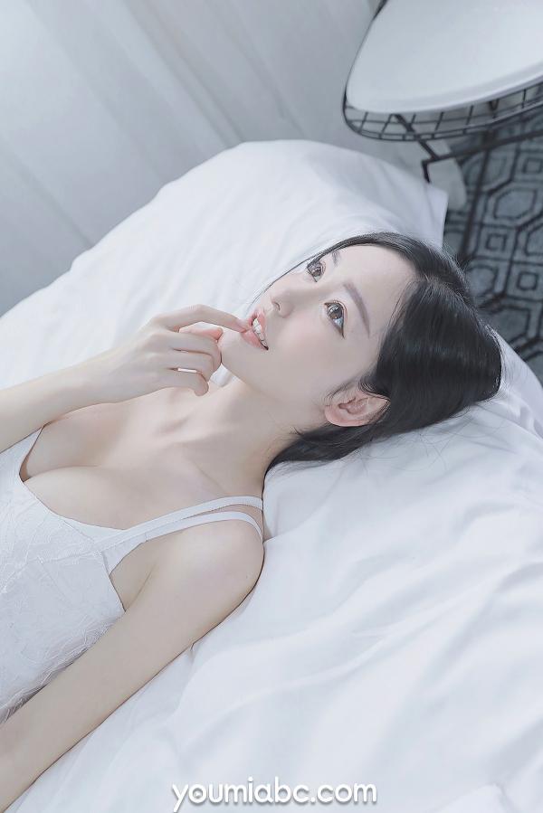 沈梦瑶   YouMi尤蜜-2021.04.22-沈梦瑶-《白裙少女》-清纯白色蕾丝吊带长裙私房写真-无圣光大尺度唯美视觉第24张图片