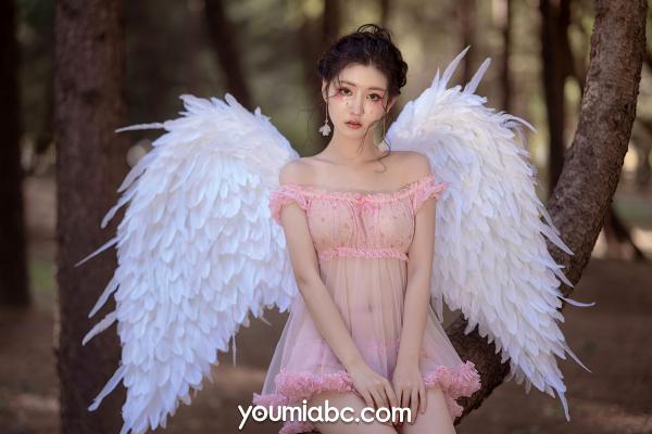 沈梦瑶   YouMi尤蜜-沈梦瑶《粉天使》：森林户外角色扮演，粉色蕾丝透视睡裙，化身梦幻羽翼小天使，极致唯美撩人，无圣光大尺度写真第24张图片