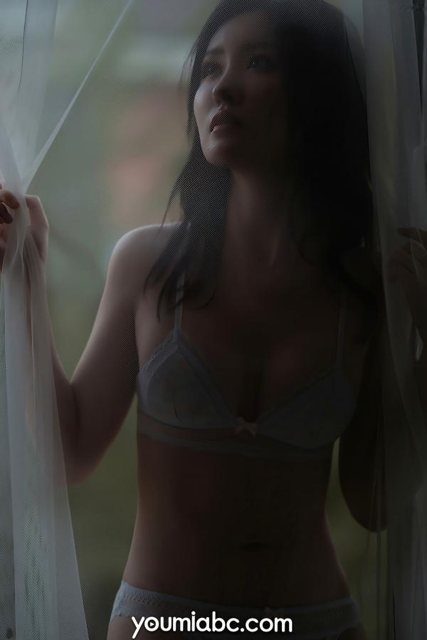 沈梦瑶   YouMi尤蜜-沈梦瑶《飘窗幻梦》私房照，窗边薄纱下的曼妙身姿，高清性感诱惑写真第28张图片