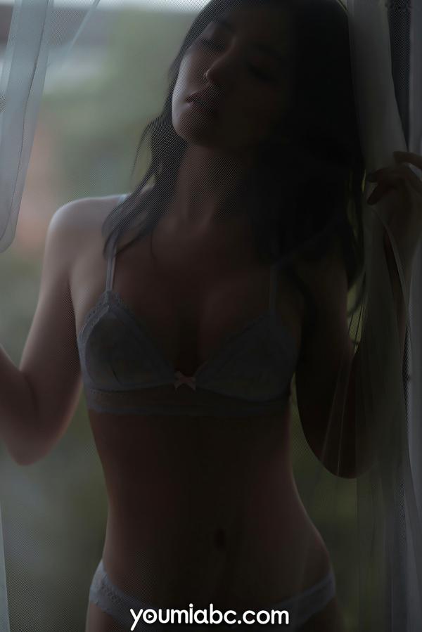 沈梦瑶   YouMi尤蜜-沈梦瑶《飘窗幻梦》私房照，窗边薄纱下的曼妙身姿，高清性感诱惑写真第31张图片