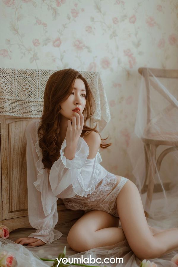 沈梦瑶   YouMi尤蜜-2020.12.19-沈梦瑶-《欧式女子图鉴》浴缸玫瑰私房写真-无圣光大尺度第9张图片