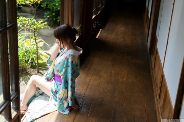 園田みおん 园田美樱  Graphis_園田みおん《AWESOME》湿身诱惑写真集 - 清纯甜美私房美照精选 [49P]第4张图片