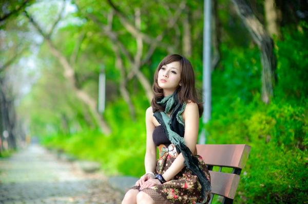 张允霏 张凯洁  台湾美女张凯洁果子MM四四南村大安森林公园清新外拍写真，治愈系自然风街拍第15张图片