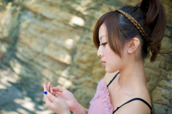 张允霏 张凯洁  台湾正妹张允霏《城市漫游》户外甜美写真，清新少女优雅漫步都市街头第43张图片