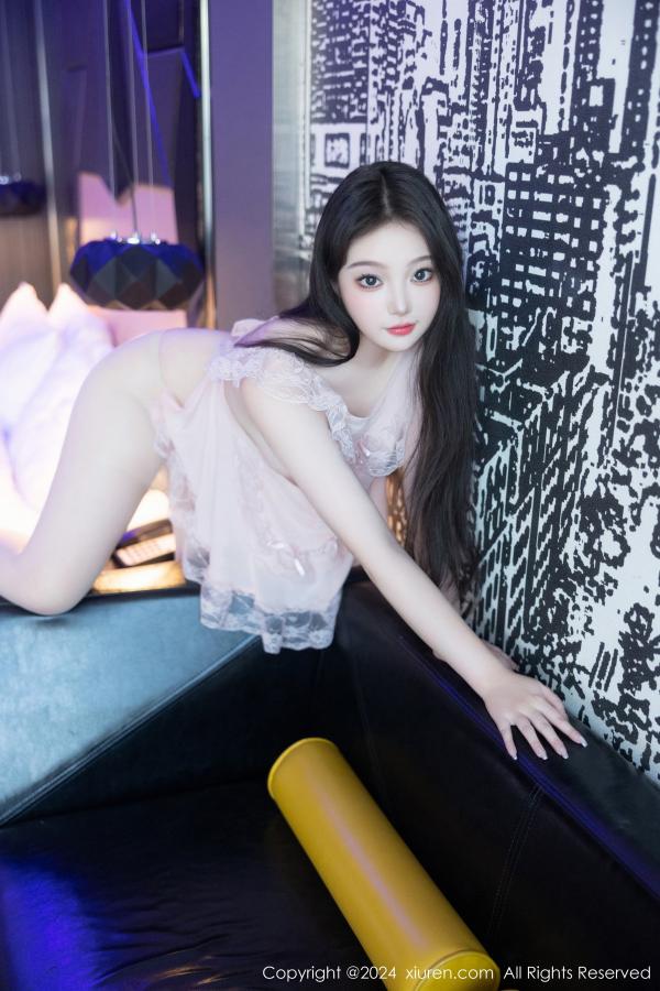 刘一艳 刘紫妍  [XiuRen]高清写真图 2024.08.19 No.9034 潘多拉哦 美腿妩媚第35张图片