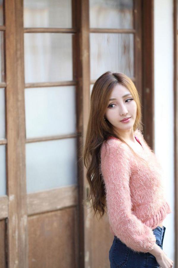 趙芸Loveyun 模特赵芸  赵芸- 成熟女人户外写真系列二第105张图片