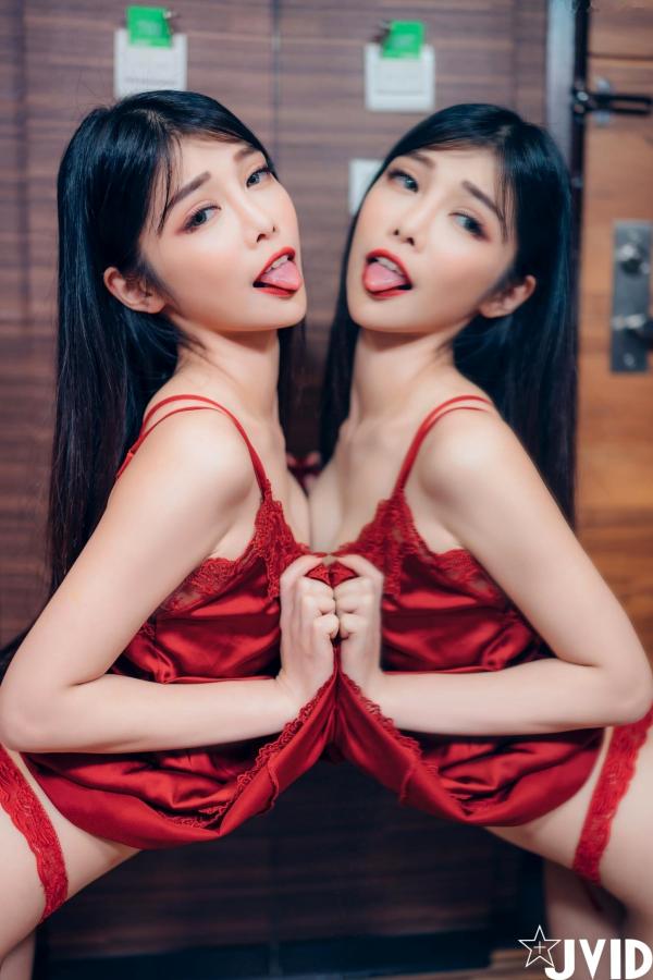 林羿祯 琳妲  JVID-Linda琳达-青春的最后一本写真：室内私房大尺度拍摄，红色性感内衣诱惑第12张图片