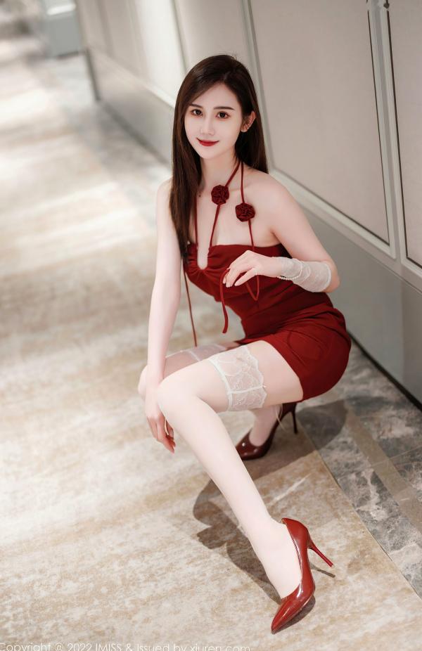 SISY思   IMiss爱蜜社 Sisy思：性感红色露肩连衣短裙，白色蕾丝透视美腿私房写真，冷艳气质女神极致诱惑随拍第6张图片