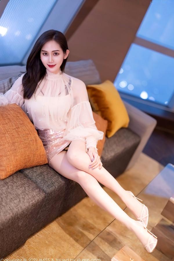 SISY思   IMiss爱蜜社-567-Sisy思-白纱衫粉短裙与黑蕾丝内衣唯美私房照，优雅性感气质女神居家写真 (2021.03.23)第3张图片