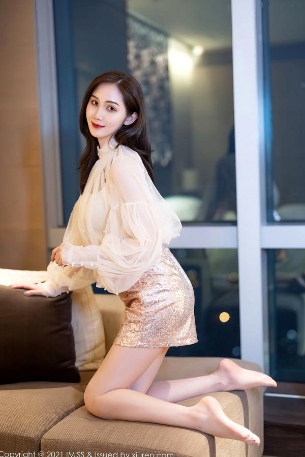 SISY思   IMiss爱蜜社-567-Sisy思-白纱衫粉短裙与黑蕾丝内衣唯美私房照，优雅性感气质女神居家写真 (2021.03.23)第24张图片