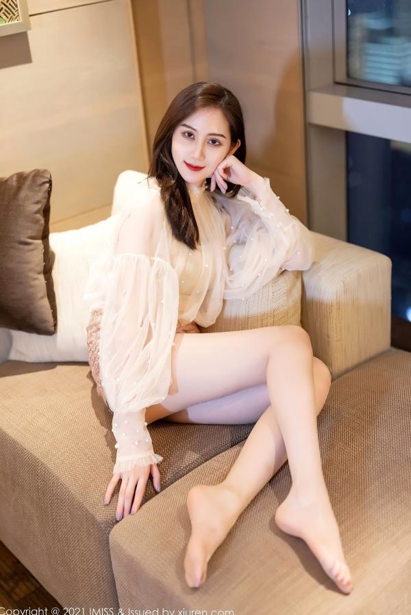 SISY思   IMiss爱蜜社-567-Sisy思-白纱衫粉短裙与黑蕾丝内衣唯美私房照，优雅性感气质女神居家写真 (2021.03.23)第28张图片