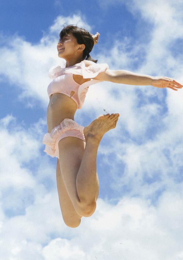 星名美怜   星名美怜「MIREITOPIA」高清写真集：清新唯美户外街拍与惬意居家私房风格第39张图片