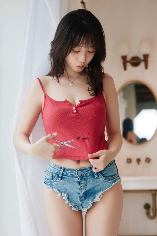 伊織もえ 伊织萌 伊織もえ - 風待ち時間 [64P] 日本女神卧室家居私房写真 清新性感诱惑第37张图片