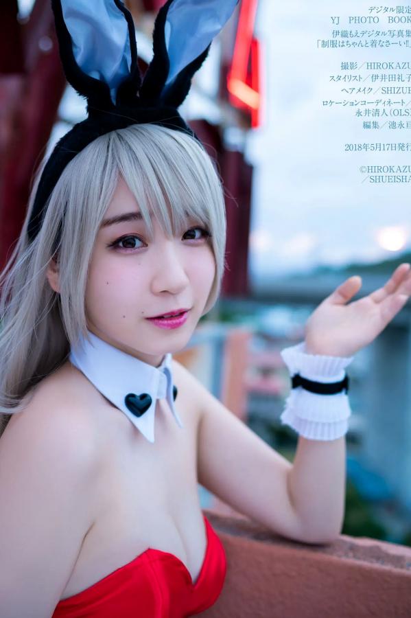 伊織もえ 伊织萌 伊織もえ - 制服はちゃんと着なさーい!! 日系校服与兔女郎角色扮演性感写真第29张图片