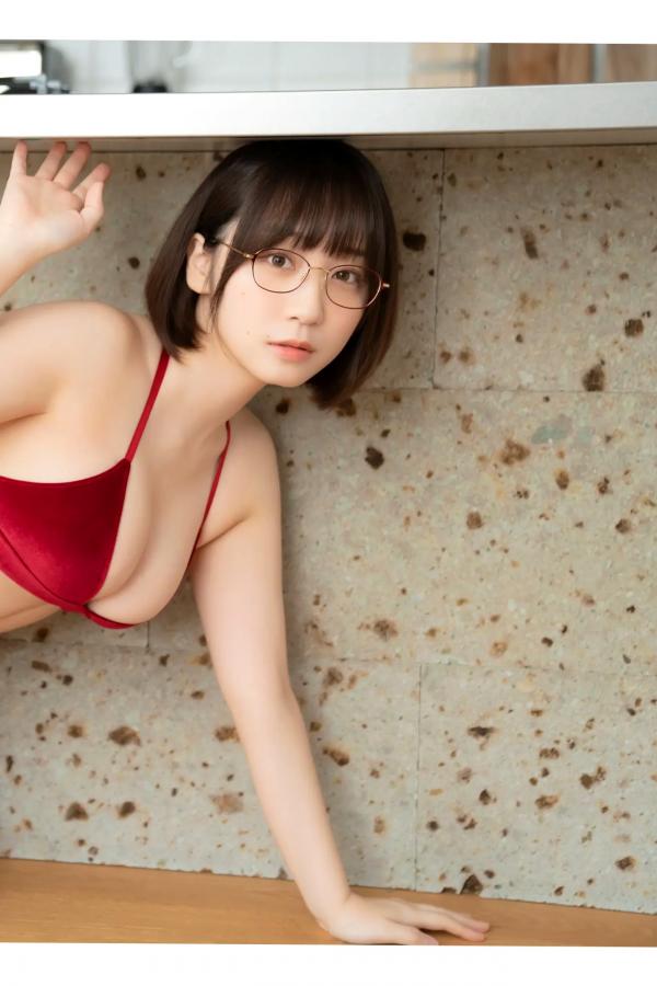 伊織もえ 伊织萌 伊織もえ - もえファースト：日本女神眼镜厨房与浴室泡泡湿身性感私房照第21张图片
