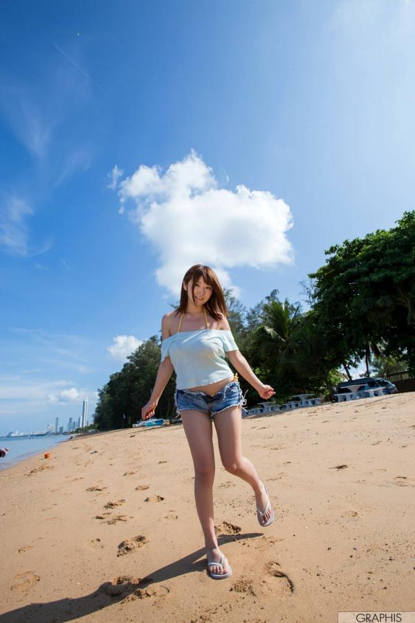 松本菜奈実 松本菜奈实  Graphis松本菜奈实《GRAVURE GIRL!》白色湿身透视裙泳池写真集第1张图片