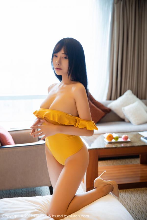 李猩一 猩一 [XIAOYU]高清写真图 2019.08.27 VOL.140 何嘉颖第5张图片