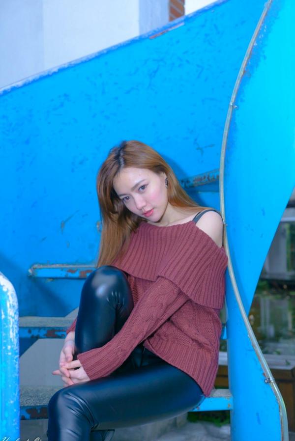 蘇小立 苏小立  台湾正妹苏小立台北街拍写真，时尚皮裤针织衫穿搭尽显都市潮流魅力[56P]第42张图片