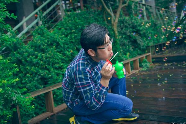 蘇小立 苏小立  台湾正妹苏小立北艺大校园清新日常，可爱少女户外吹泡泡青春活力写真第47张图片