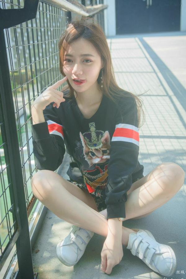 蘇小立 苏小立  台湾正妹苏小立花博新生公园户外街拍，校花系列清新风格甜美写真第25张图片