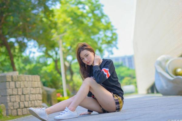 蘇小立 苏小立  台湾正妹苏小立花博新生公园户外街拍，校花系列清新风格甜美写真第51张图片