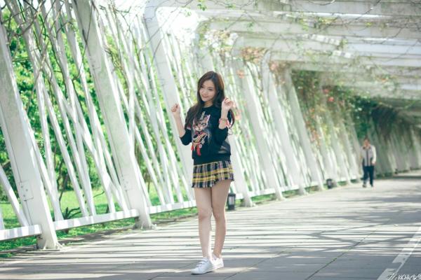 蘇小立 苏小立  台湾正妹苏小立花博新生公园户外街拍，校花系列清新风格甜美写真第57张图片