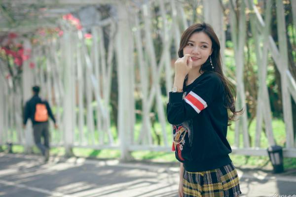 蘇小立 苏小立  台湾正妹苏小立花博新生公园户外街拍，校花系列清新风格甜美写真第68张图片