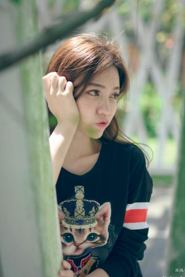 蘇小立 苏小立  台湾正妹苏小立花博新生公园户外街拍，校花系列清新风格甜美写真第81张图片