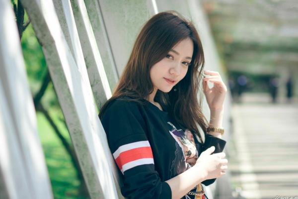 蘇小立 苏小立  台湾正妹苏小立花博新生公园户外街拍，校花系列清新风格甜美写真第82张图片