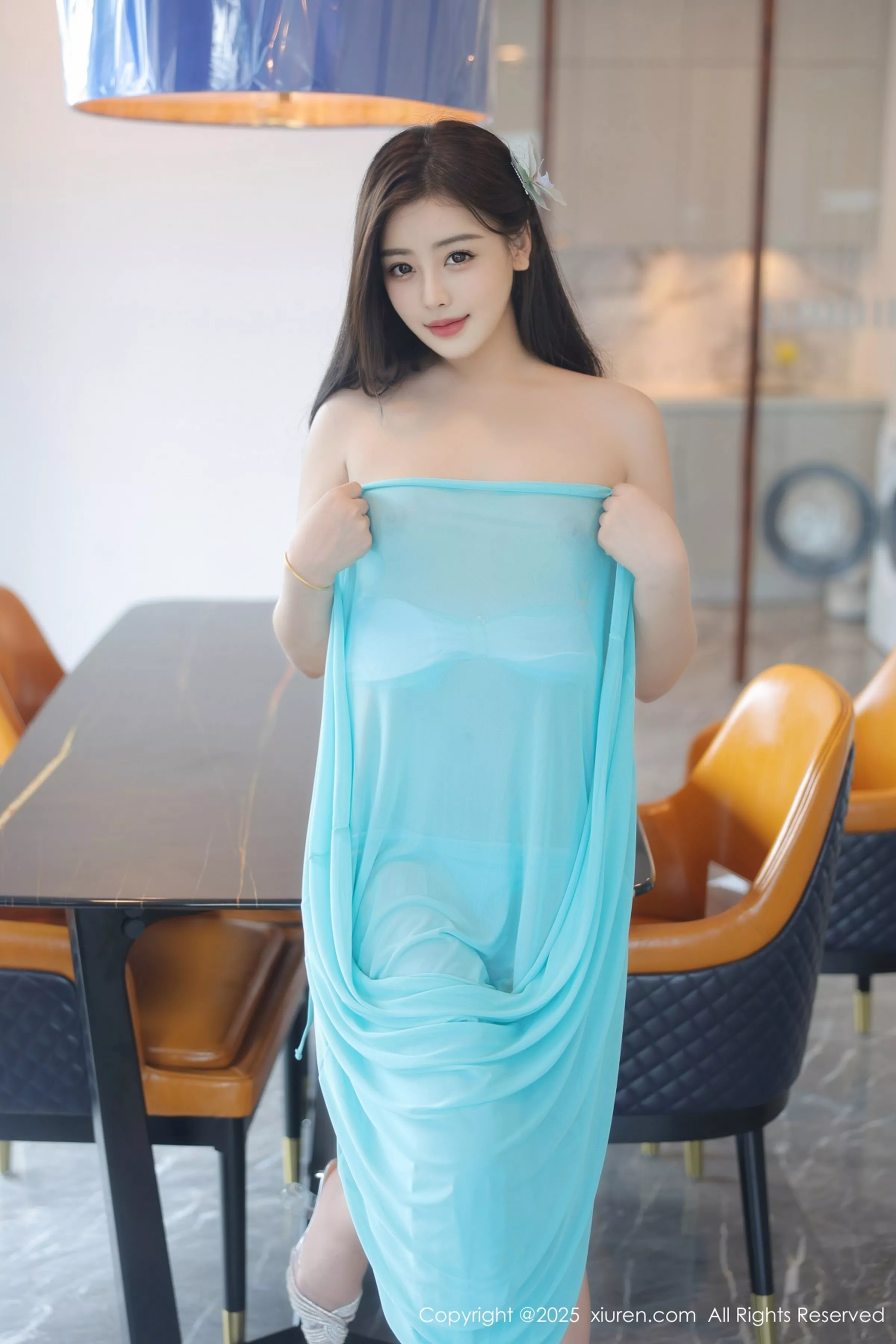 希雅  [XiuRen]高清写真图 2025.04.23 No.10187 希雅sia 蓝色泳衣第47张图片