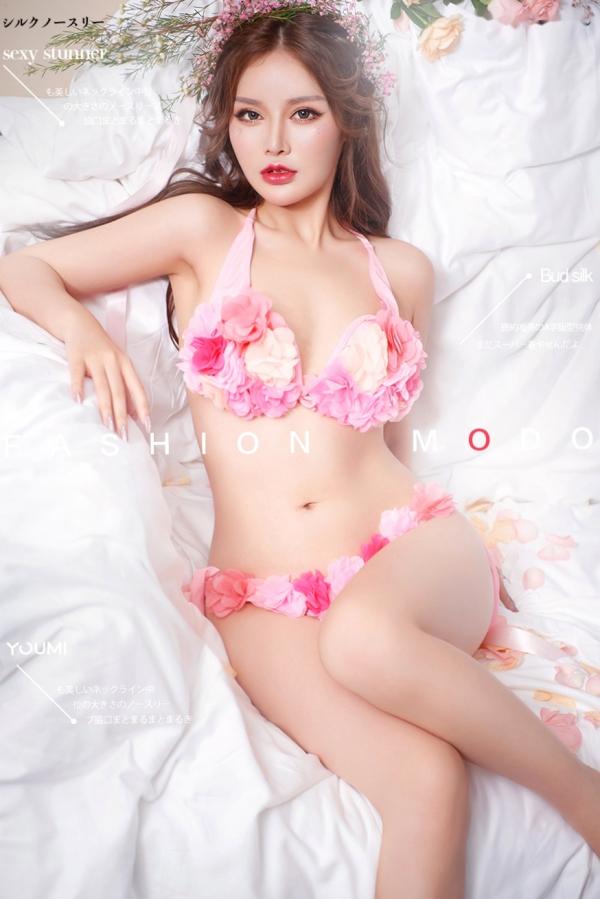陈宇曦   YouMi尤蜜-2019.10.29-陈宇曦《花间物语》粉嫩花瓣比基尼私房写真大尺度第1张图片