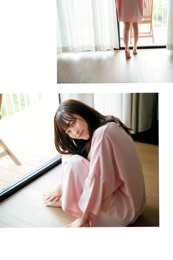 福原遥  福原遥《gift》写真：日系清新治愈系户外草地泳池美照第25张图片