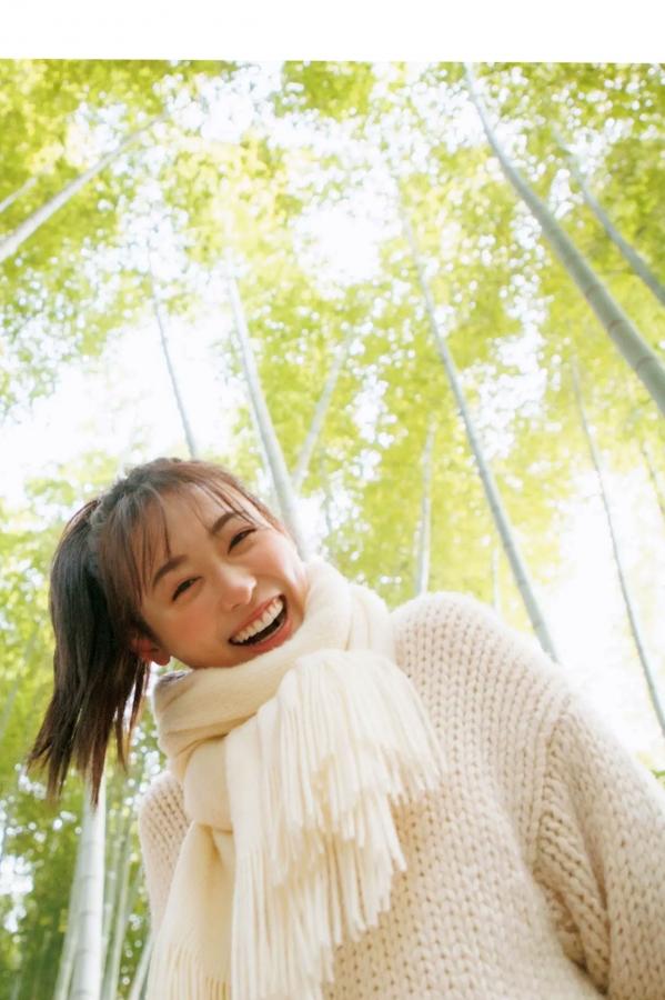 福原遥  福原遥《gift》写真：日系清新治愈系户外草地泳池美照第91张图片