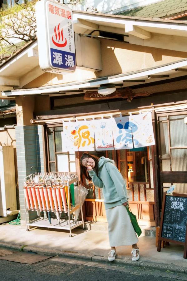 福原遥  福原遥《gift》写真：日系清新治愈系户外草地泳池美照第98张图片