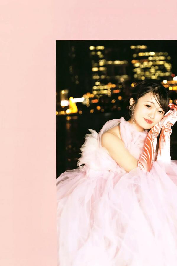 中井りか 中井里佳 中井りか《好きでした》日本清纯偶像甜美私房与哥特造型写真集 [84P]第2张图片
