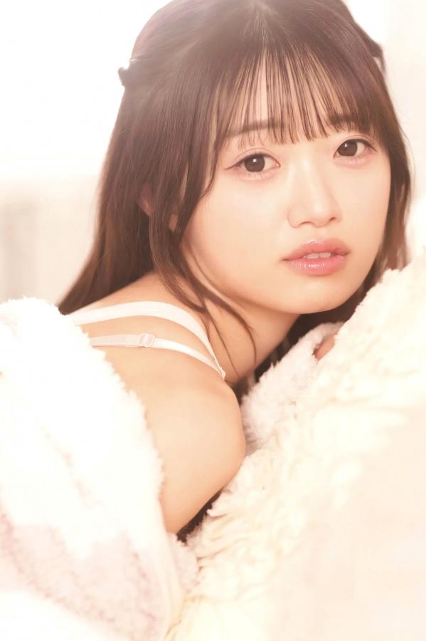 中井りか 中井里佳 中井りか《好きでした》日本清纯偶像甜美私房与哥特造型写真集 [84P]第9张图片