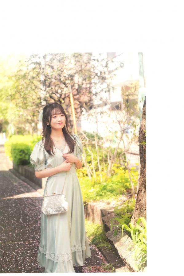 中井りか 中井里佳 中井りか《好きでした》日本清纯偶像甜美私房与哥特造型写真集 [84P]第18张图片