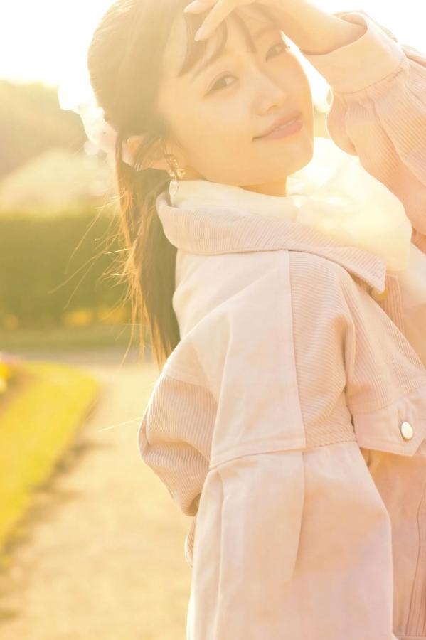 中井りか 中井里佳 中井りか《好きでした》日本清纯偶像甜美私房与哥特造型写真集 [84P]第64张图片