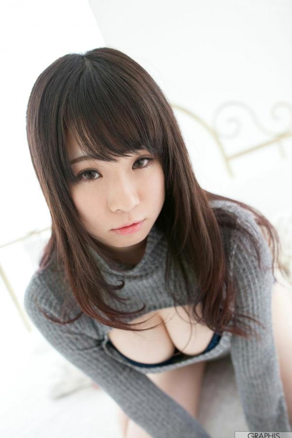 北川ゆず 北川柚子  Graphis_Yuzu Kitagawa 北川ゆず/北川柚子写真集：清纯日系少女室内私房与户外雪景诱惑第18张图片