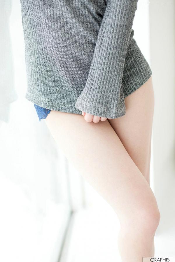 北川ゆず 北川柚子  Graphis_Yuzu Kitagawa 北川ゆず/北川柚子写真集：清纯日系少女室内私房与户外雪景诱惑第27张图片