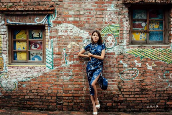 黃竹萱 Sabrina宣萱儿  台湾正妹黄竹萱《街拍》清新短发气质写真集，治愈系甜美笑容户外生活照第6张图片