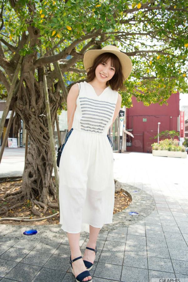 市川まさみ 市川雅美  Graphis_市川まさみ写真集：清纯海边与室内私房魅力，演绎极致骨感艺术性感画报第1张图片